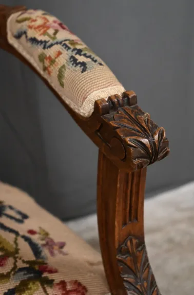 Sessel im Stil Louis XVI.