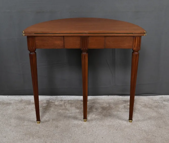 Table à Jeux Demi-Lune en Acajou, style Louis XVI – Début XXe