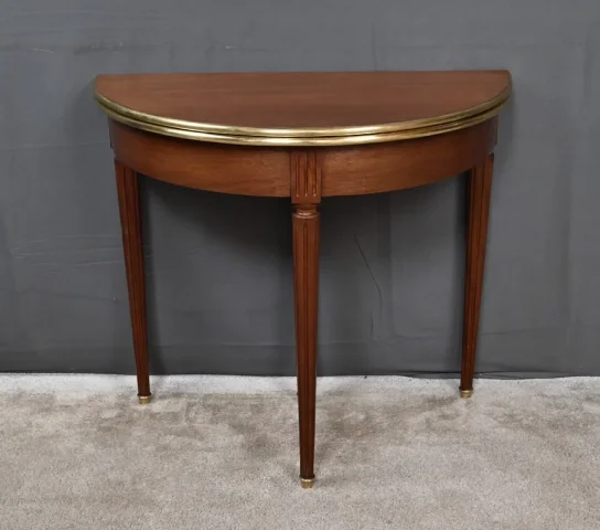 Table à Jeux Demi-Lune en Acajou, style Louis XVI – Début XXe