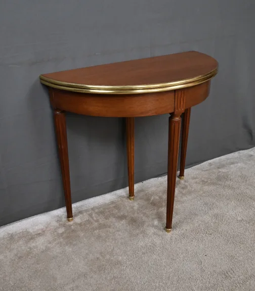 Table à Jeux Demi-Lune en Acajou, style Louis XVI – Début XXe