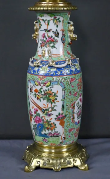 Lampe à Pétrole en Porcelaine de Canton & Bronze, Dynastie Qing, Chine – Fin XIXe
