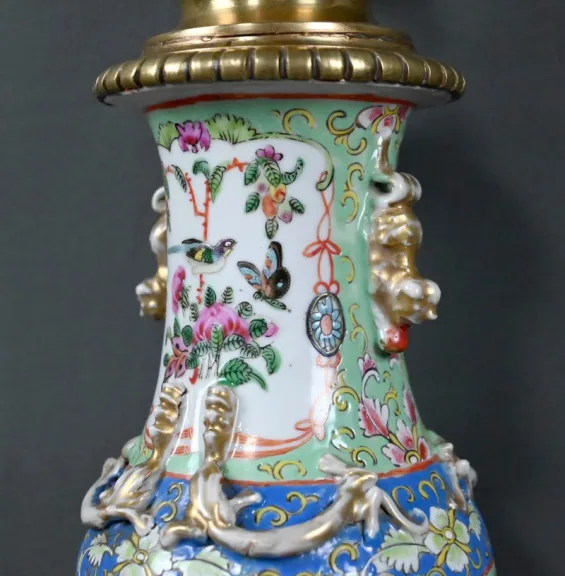 Lampe à Pétrole en Porcelaine de Canton & Bronze, Dynastie Qing, Chine – Fin XIXe