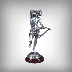 SILBERVERGOLDETE STATUETTE von A. CARRIER