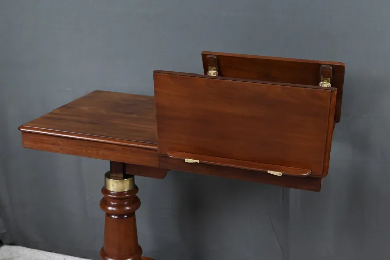 Table de Lecture en Acajou, époque Victorienne, Angleterre – Milieu XIXe