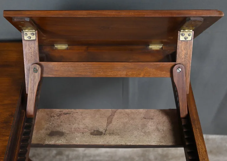 Table de Lecture en Acajou, époque Victorienne, Angleterre – Milieu XIXe