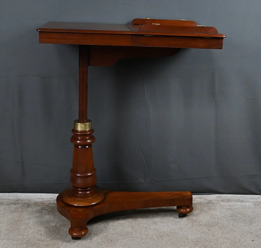 Table de Lecture en Acajou, époque Victorienne, Angleterre – Milieu XIXe