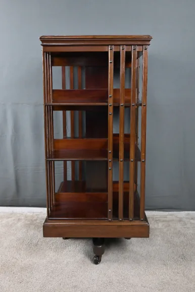 DREHKOSTBÜCHERREGAL