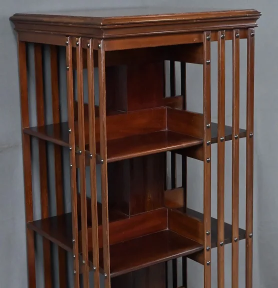 DREHKOSTBÜCHERREGAL