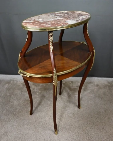 Table à Thé en placage d’Acajou, style Louis XV – Début XXe