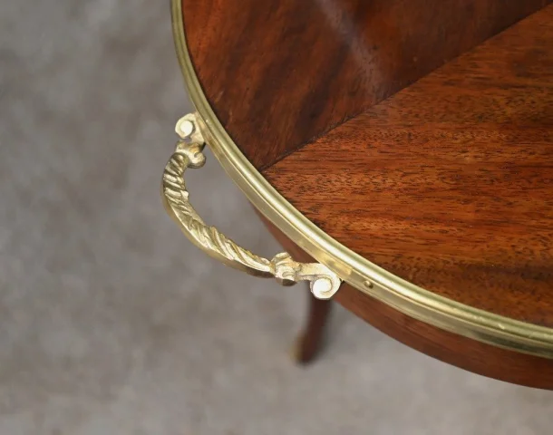 Table à Thé en placage d’Acajou, style Louis XV – Début XXe