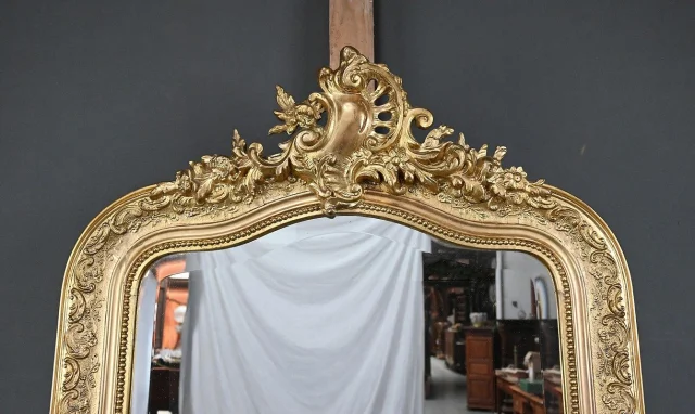 Beveled Mirror with Pediment, Louis XV style – 2nd half of the 19th century