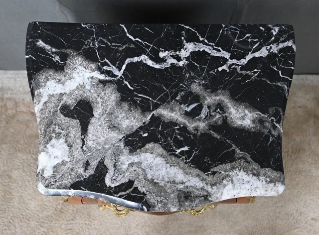 Petit Meuble de Salon en Marqueterie, style Louis XV – Milieu XXe