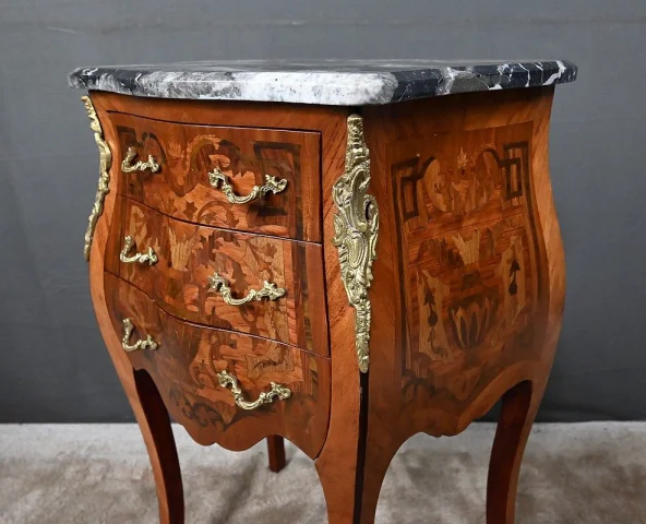 Petit Meuble de Salon en Marqueterie, style Louis XV – Milieu XXe