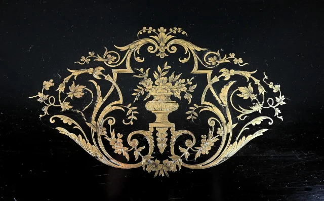 Table à Ouvrage en Bois noirci, époque Napoléon III – 2ème partie XIXe