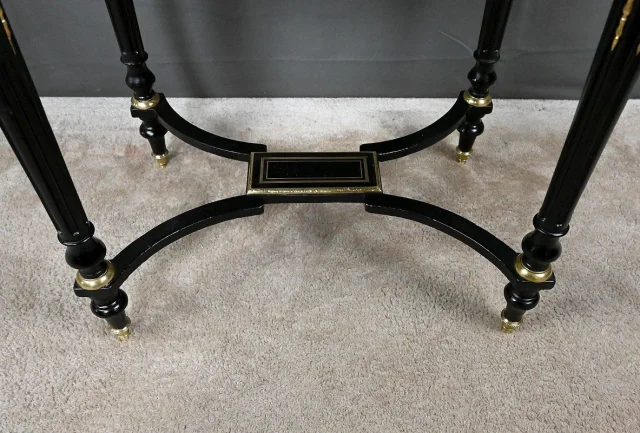 Table à Ouvrage en Bois noirci, époque Napoléon III – 2ème partie XIXe