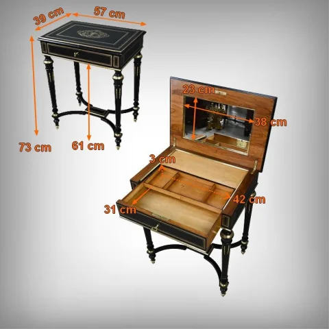 Table à Ouvrage en Bois noirci, époque Napoléon III – 2ème partie XIXe