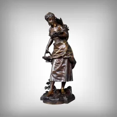 Bronze « Jeune Fille au Panier », firmado E. Bouret – Finales del siglo XIX