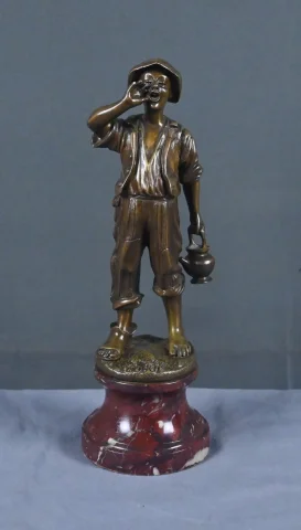 Bronze « Le Petit Porteur d'Eau », firmado Dubois – Finales del siglo XIX
