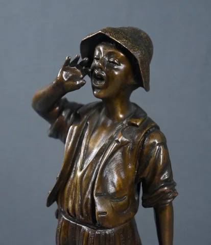 Bronze « Le Petit Porteur d'Eau », firmado Dubois – Finales del siglo XIX