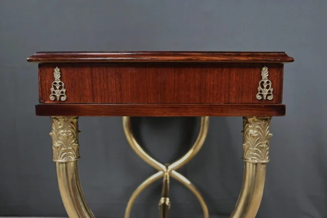 Console en placage d'acajou, estilo Imperio – 1ª parte del siglo XX