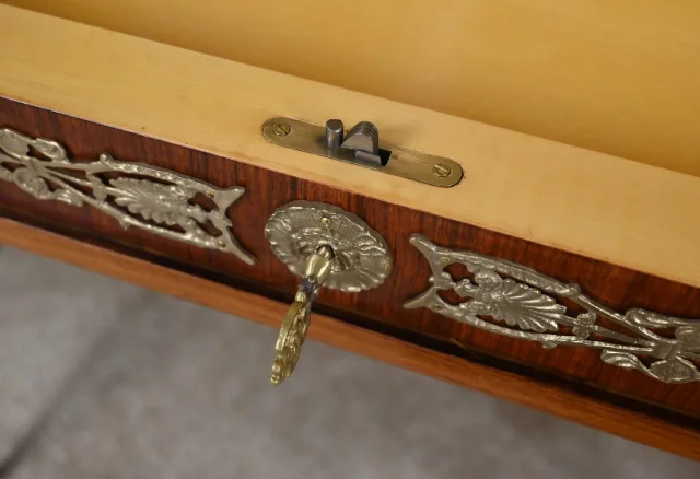 Console en placage d'acajou, estilo Imperio – 1ª parte del siglo XX
