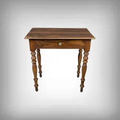 Kleiner Schreibtisch aus Nussbaum, Louis-Philippe-Stil – 19. Jahrhundert