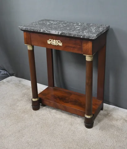Petite Console en Acajou, style Empire – XIXe

小型桃花心木台, 帝政风格 – 19世纪 — Restauré