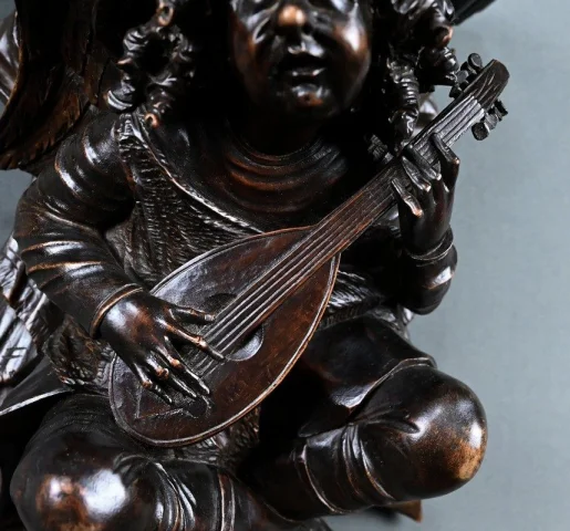 Wandkonsole aus geschnitztem Nussbaum, Renaissance-Stil – spätes 19. Jahrhundert — Restauré
