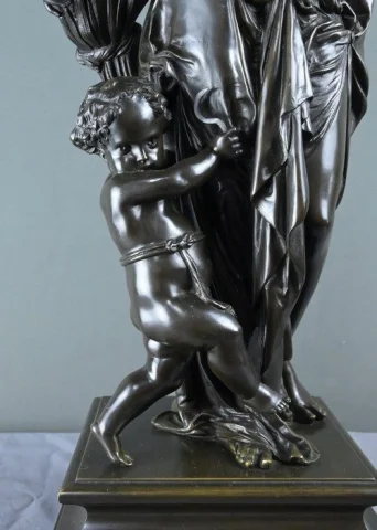 Importante bronzo "Estate" firmato Carrier-Belleuse – seconda metà del XIX secolo — Ottimo stato