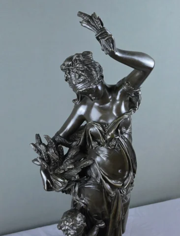 Importante bronzo "Estate" firmato Carrier-Belleuse – seconda metà del XIX secolo — Ottimo stato