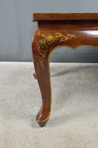 Tavolino in Legno Laccato, Cina – Metà XX Secolo — Buono stato