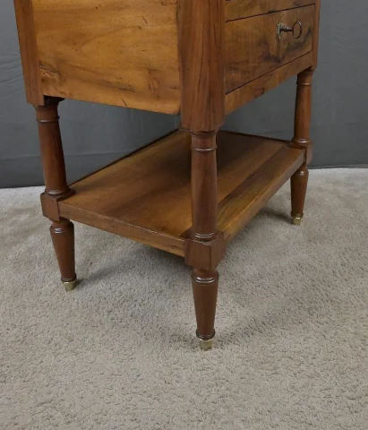 Petite Table de Salon en Noyer, style Louis-Philippe – Milieu XIXe

ルイ・フィリップ様式のウォールナット製小型サロンテーブル – 19世紀中頃 — Restauré