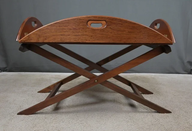 テーブル・ド・マジョルドーム 折りたたみ式マホガニー製 – 1940年 — Restauré