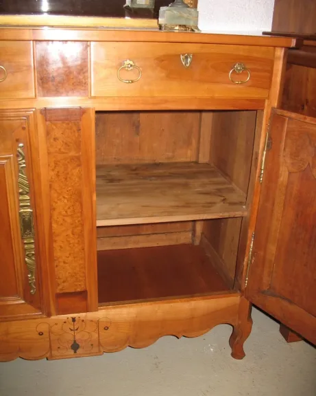 LOUIS XV STYLE BUFFET
