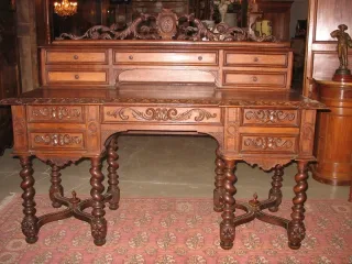 LOUIS XIII STYLE DESK