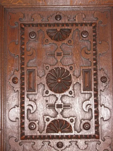RENAISSANCE STYLE OAK CABINET