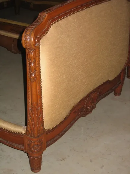 Lits Jumeaux de style Louis XV  XXe