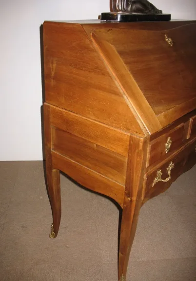 LOUIS XV SLOPE TOP DESK