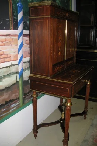 "Bonheur du Jour" en Palissandre Style Louis XVI  XIXe