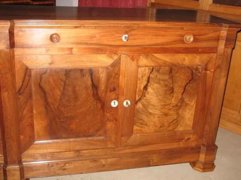 VIER DOOR SIDEBOARD