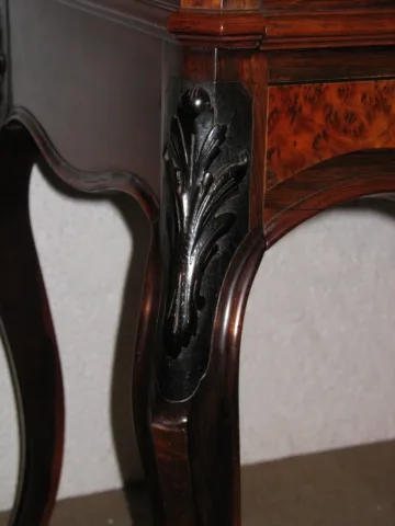 LOUIS XV STYLE LADY'S WRITING DESK