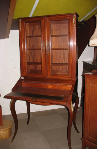 Bureau de Dame avec vitrine en Acajou XIXeme