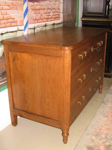 Commode Louis XVI en chêne XIXeme