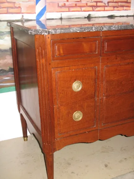 LOUIS XVI PERIODE CHEST OF TRAWERS