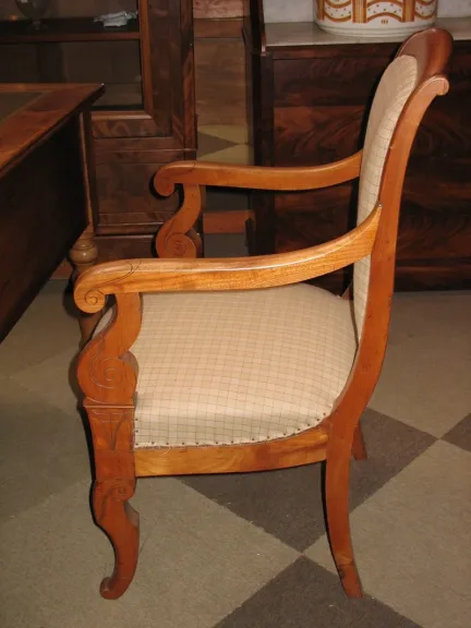Fauteuil Restauration en merisier XIXe