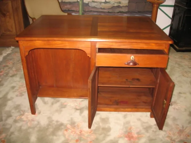 Bureau colonial double face en Teck XIXe