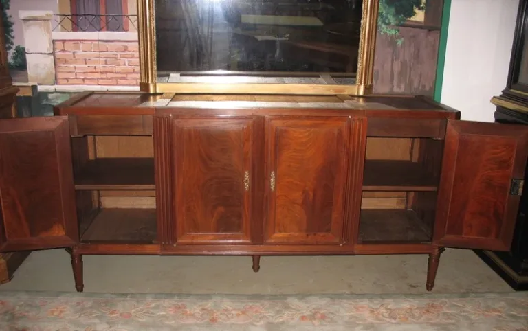 LOUIS XVI SIDEBOARD