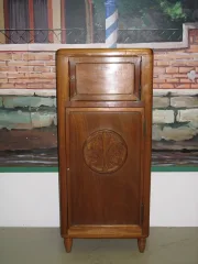 RADIO CABINET IN MAHOGANY