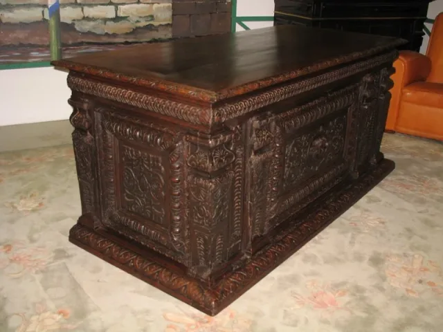 17世紀のオアシスの椅子