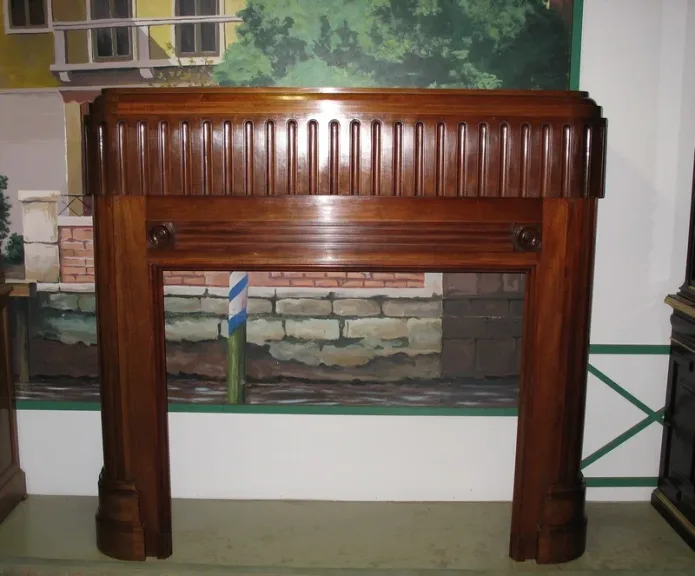 ART DECO MANTLEPIECE